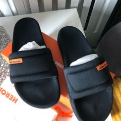 sliders Heron Preston