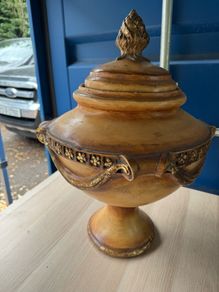 Large 57cm Neoclassical Lidded Urn/Decorative Centerpiece Vessel