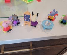 Peppa Pig Play House, School Set and Bluey Ice Cream Van