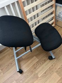 Ergonomic kneeling stool