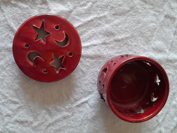 small bowl with lid - red with star/moon cut-outs