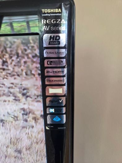 Toshiba TV 38in