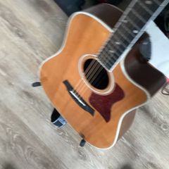 Taylor Guitar