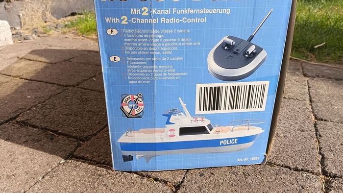 RC model boat