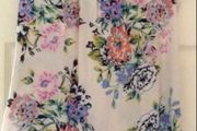 Ladies stunning top size 10