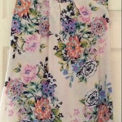 Ladies stunning top size 10