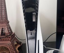 PS5 Original Disc Edition + 2 Controllers (White & Green Camo)