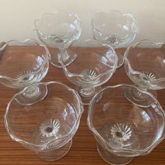 7 Retro 1970s Glass Dessert/Cold Starter Dish Set