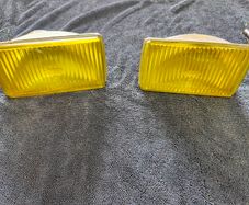 Yellow fog lights 19R-33 Sierra Cosworth / Escort Cosworth, Ford Fiesta XR2 XR3 XR4 ,Sierra RS RS500 ,Focus Guide, Escort Rallye ,Scorpio 4x4 Turbo