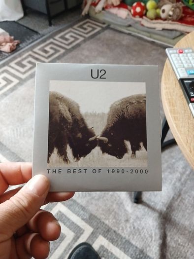 u2
