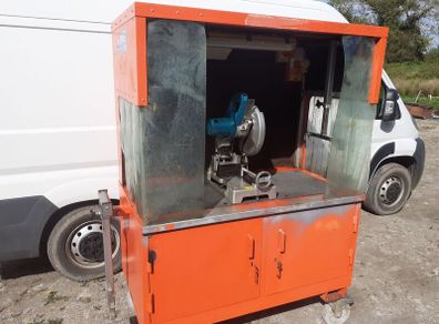Cutting Station With Chop Saw
