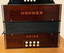 Vintage Hohner Bb/Eb Accordion 2 1/2 row