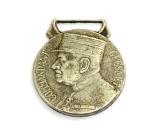 Vintage French Homage Medal To Commandant Guesnet