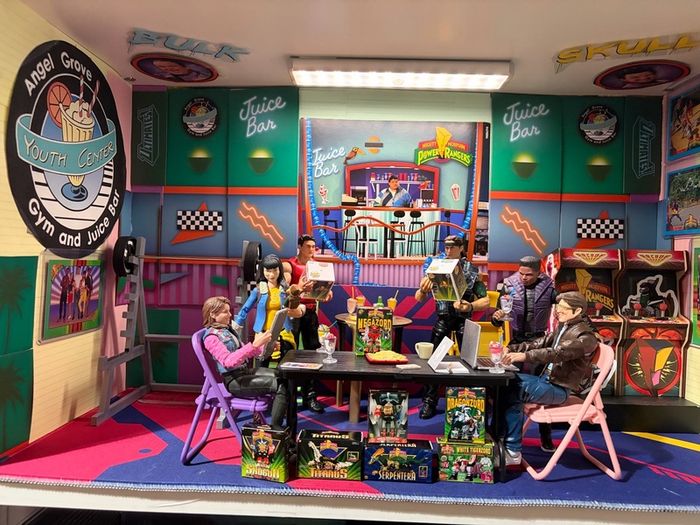 Mighty morphin power rangers juice bar