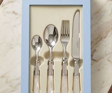 Newbridge Silverware "Pearl" Exclusive 24pc Cutlery Set