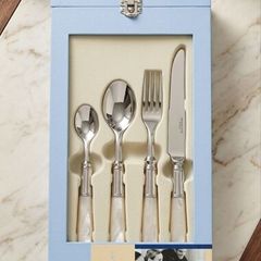 Newbridge Silverware "Pearl" Exclusive 24pc Cutlery Set