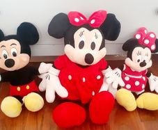 Brand New Minnie Mouse/Mickey Mouse plush and hair accessories