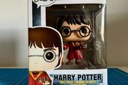 Harry Potter in Quidditch Robes #08 - Harry Potter - Movies - Funko Pop