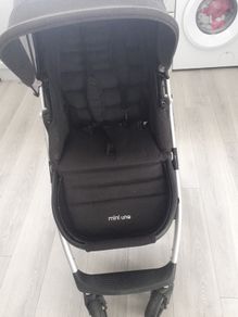 Complete Travel system consists of Pram basinet.Buggy basinet .and  car seat  with isofix  base size 0-13kg