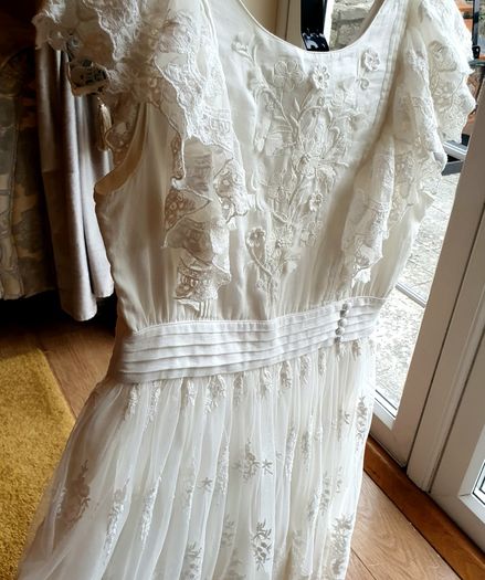 New with Tags M&S Beautiful Dress / Communion/ Flower Girl / Special Occassion Dress