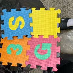 Foam playmat with letters and numbers 60 square pieces