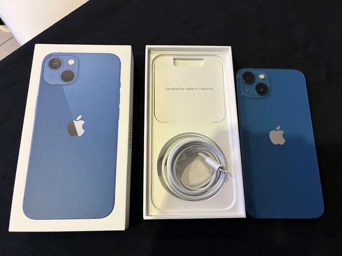 iPhone 13 Blue 128GB