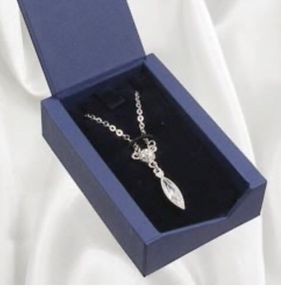 Swarovski necklace, new