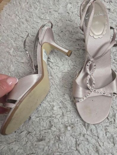 Ladies shoes
