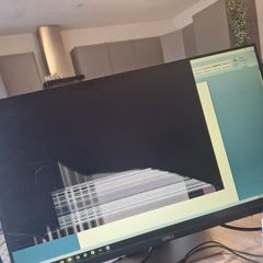 Dell 24inch monitor-broken screen