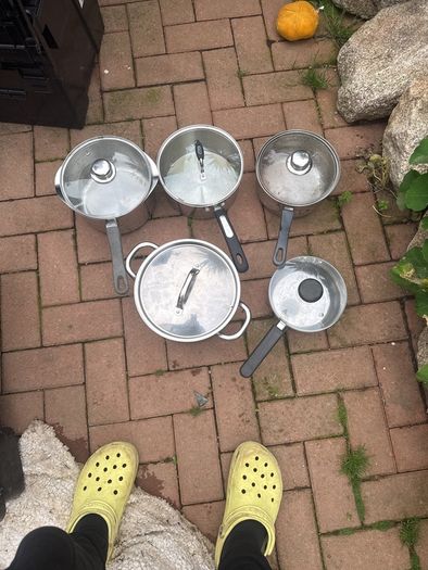 pots