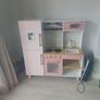 pink kitchen Image 2
