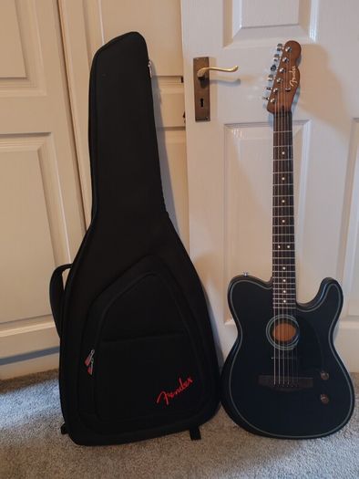 Fender acoustasonic standard  guitar