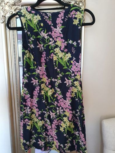 Size 8 dress Oasis