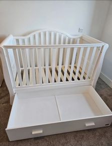 White Oslo sleigh cot bed