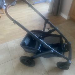 uppa baby v2 vista