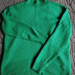 Green Jumper  Size 10-12
