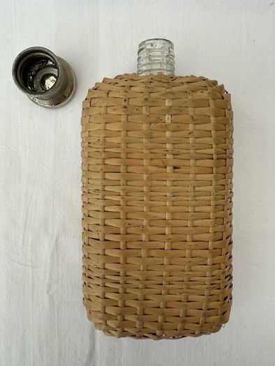 Vintage early 20th century wicker hip flask - very good condition