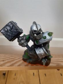 Nintendo Wii Skylanders Giants Crusher Figure