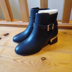 BNWT Size 1 River Island Buckle Boots