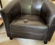 Bucket chair