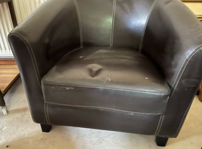 Bucket chair