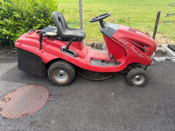 Lawnmower