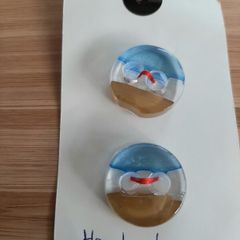 Handmade crystal buttons (2)