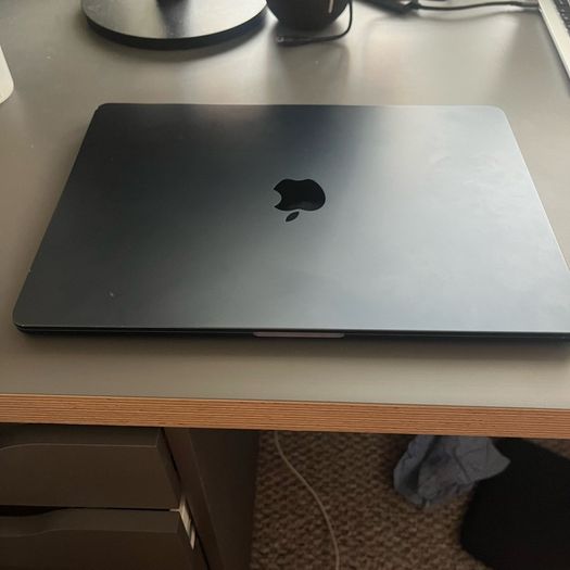 MacBook Air M2 15" (2023)