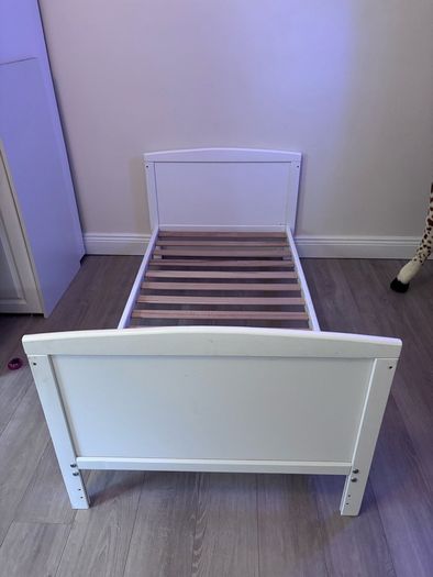 White Wooden Cot Bed / Toddler Bed