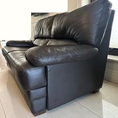3 Piece leather sofa suite