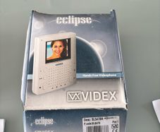 Color monitor and gate control