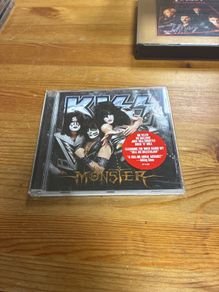 Kiss - Monster