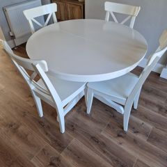Dining Table & 4 Chairs