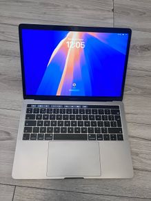 Macbook Pro A1706 3.3i7,16gb ram, 500gb ssd